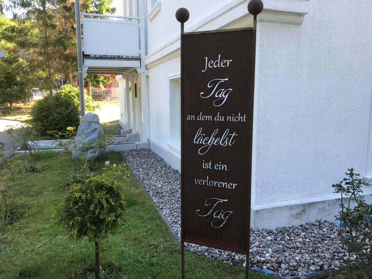 Pension Villa Frohsinn Sellin Auf Rugen Exterior foto